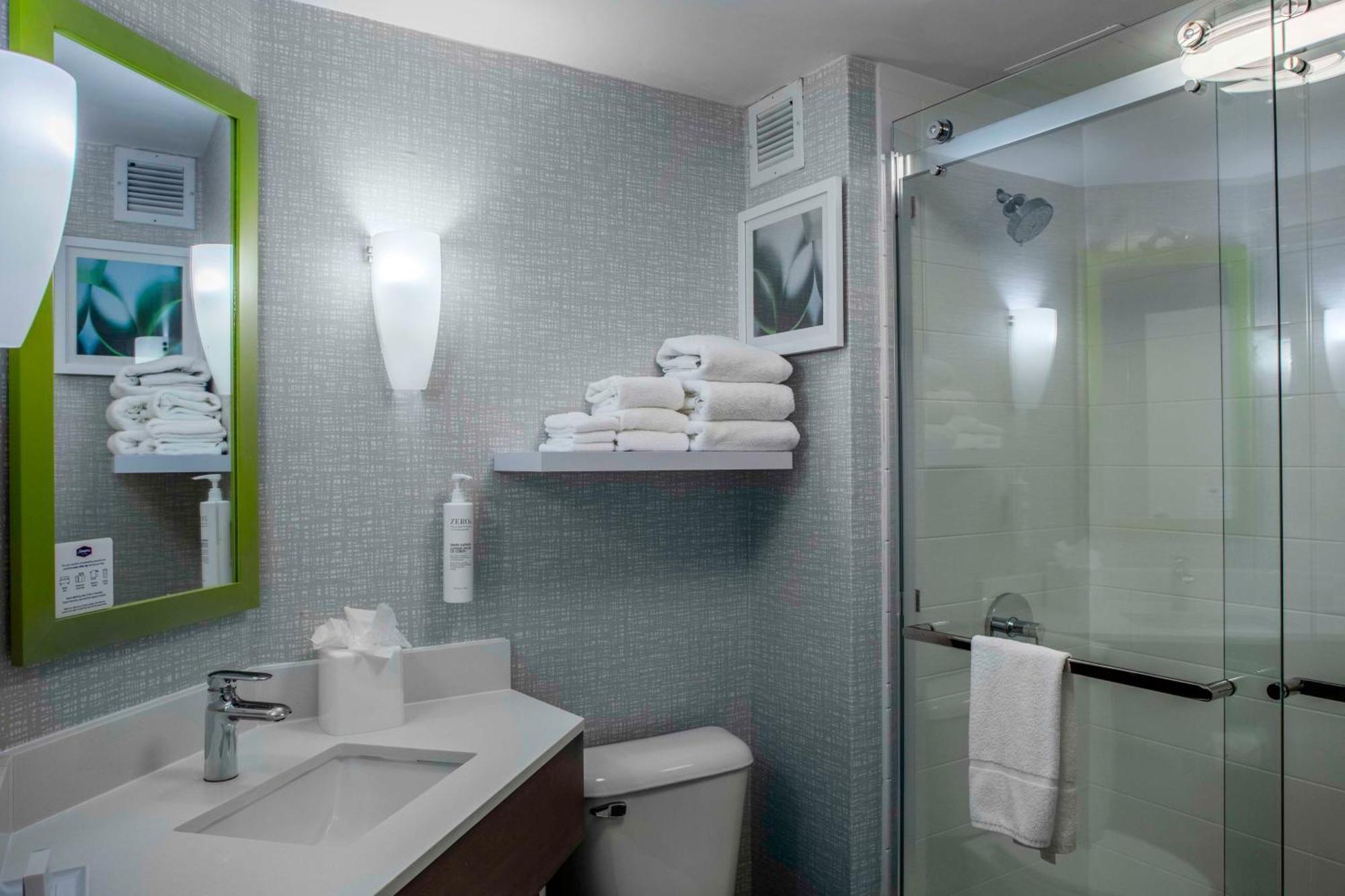 Hampton Inn Detroit Northville Екстериор снимка