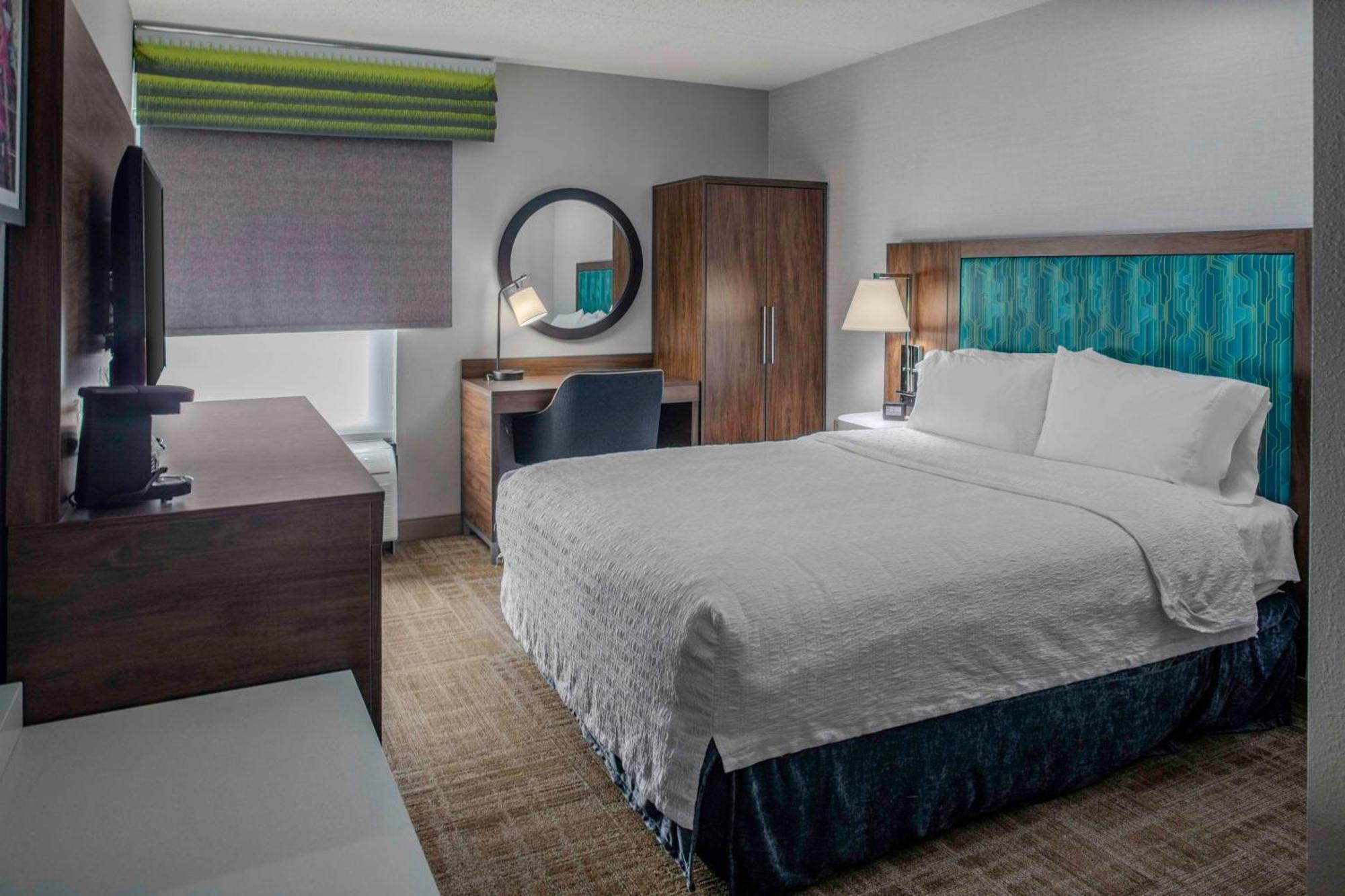 Hampton Inn Detroit Northville Екстериор снимка