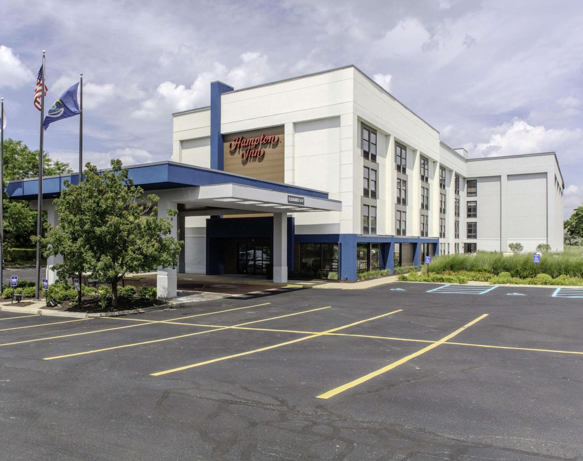 Hampton Inn Detroit Northville Екстериор снимка