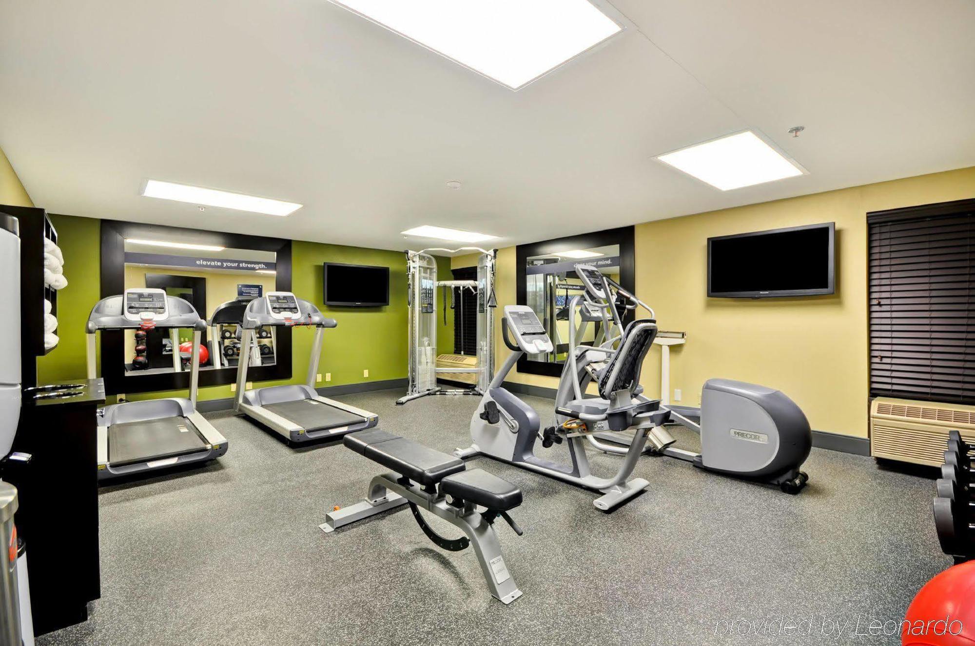 Hampton Inn Detroit Northville Екстериор снимка